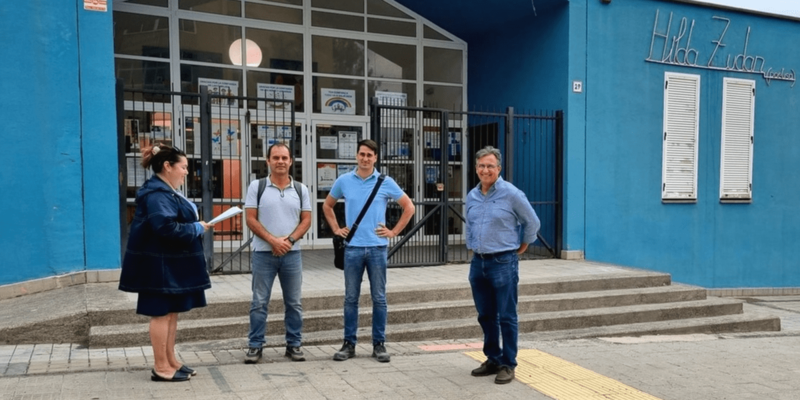 Los trabajos se ejecutan por la vía de emergencia debido a la peligrosidad que presenta la cubierta / TA